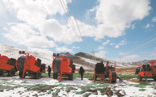 國家電網(wǎng)工程建設(shè)項目提前實(shí)現(xiàn)全部復(fù)工復(fù)產(chǎn)