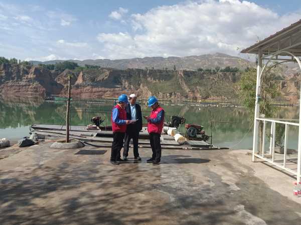 國網(wǎng)青?；】h供電公司農(nóng)網(wǎng)升級為養(yǎng)殖戶開啟致富新路子