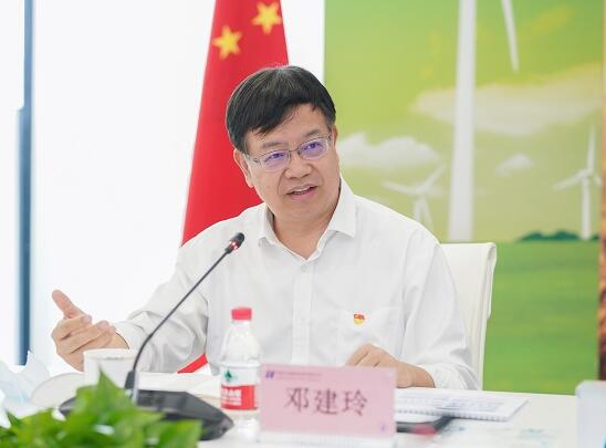 華能集團(tuán)公司總經(jīng)理、黨組副書(shū)記鄧建玲調(diào)研天成租賃公司