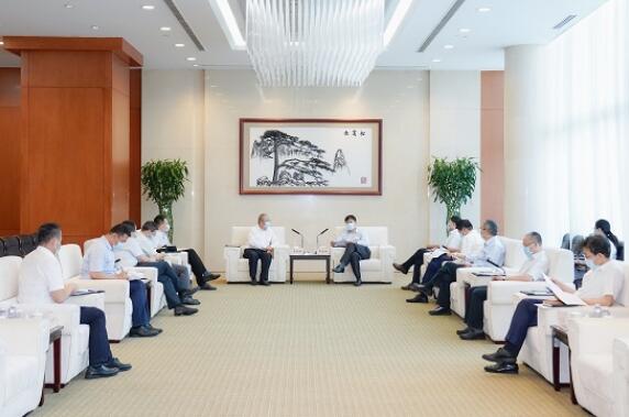 華能集團(tuán)有限公司總經(jīng)理、黨組副書(shū)記鄧建玲會(huì)見(jiàn)隆基股份總裁李振國(guó)