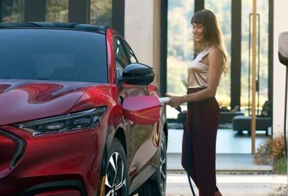 各國(guó)積極撥款布局，歐洲充電樁要遍地開(kāi)花?