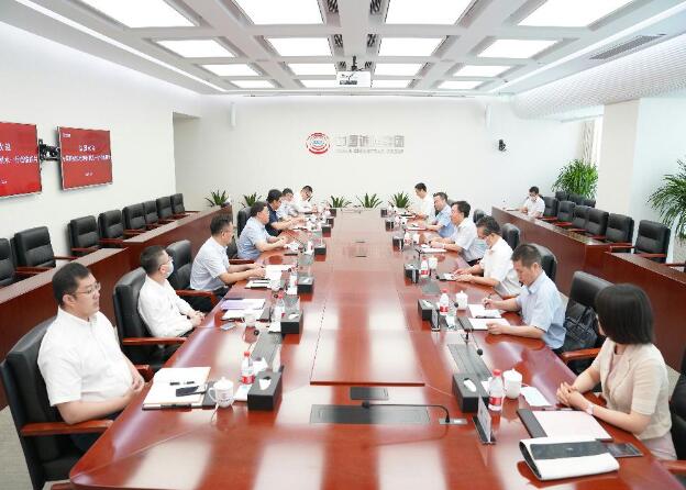 中國能建總經(jīng)理、黨委副書記孫洪水拜訪中國誠通董事長朱碧新