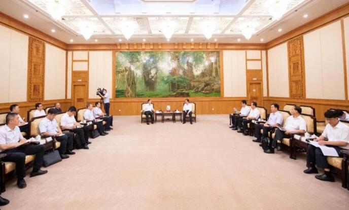 中核集團(tuán)總經(jīng)理、黨組副書記顧軍與福建省委副書記、代省長(zhǎng)王寧會(huì)談