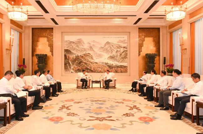 舒印彪拜會(huì)湖北省委書記應(yīng)勇、省長(zhǎng)王曉東