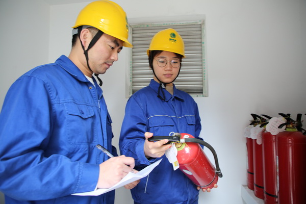 國網(wǎng)寧?？h供電公司持續(xù)深化“電網(wǎng)百日撣塵”專項行動