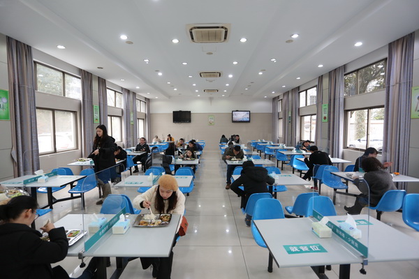 國網(wǎng)寧?？h供電公司后勤為疫情防控筑牢堅固防線