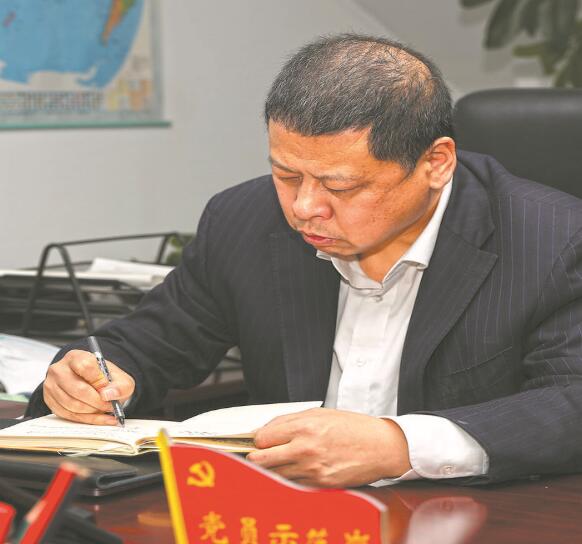 有他在，大家心里就有底了——記國家電網(wǎng)有限公司特等勞動模范汪波