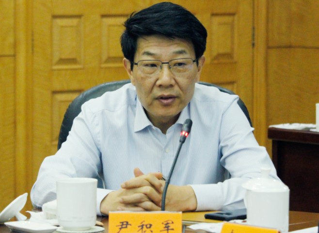 國網(wǎng)浙江省電力有限公司董事長、黨委書記  尹積軍：以“一體四翼”發(fā)展布局落地實踐 推動浙江高質(zhì)量實現(xiàn)碳達峰