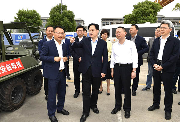 常州市委副書記、市長陳金虎蒞臨中國安能二局常州分公司調(diào)研防汛抗旱工作