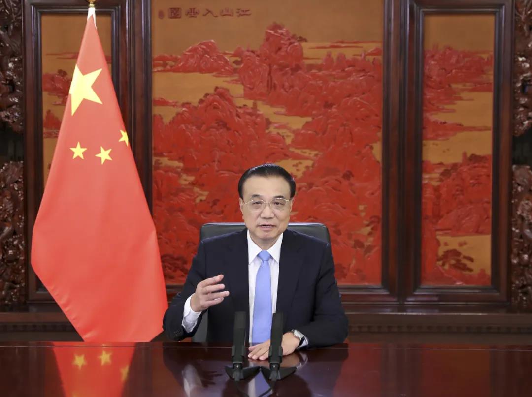 李克強(qiáng)談能源發(fā)展：一手做“減法”，一手做“加法”