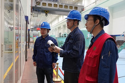 國(guó)網(wǎng)劉家峽水電廠節(jié)日保電，我在光明源頭堅(jiān)守