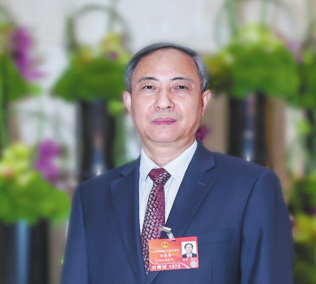 【兩會】國家電網(wǎng)有限公司華中分部黨委書記肖黎春:加快建設(shè)新型電力負荷管理系統(tǒng)