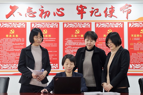 大唐環(huán)境經(jīng)評處:巾幗建功澆灌效益之花