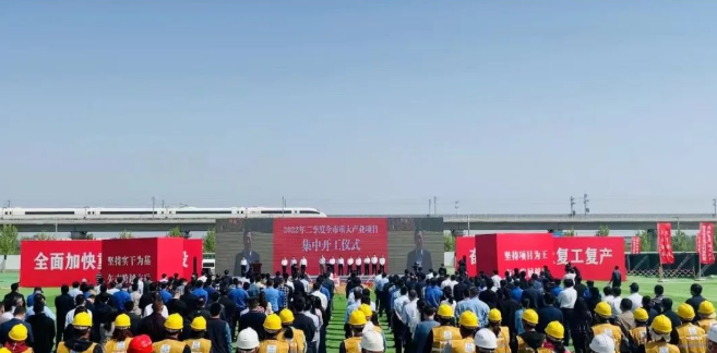 東方日升、晶科、阿特斯同時擴(kuò)產(chǎn)！