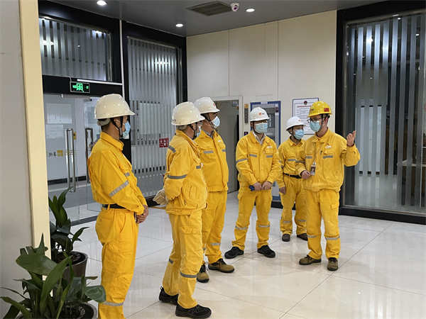 華潤電力南京公司黨委書記、總經(jīng)理薛文順深入化工園項目開展全面調(diào)研指導公司高質量發(fā)展