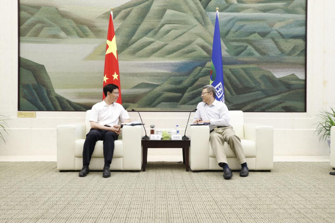 錢(qián)智民會(huì)見(jiàn)西藏自治區(qū)黨委常委、常務(wù)副主席任維