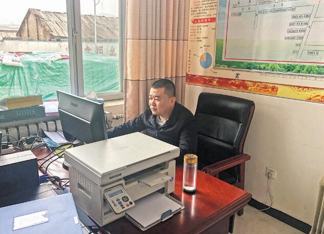 駐村書記王維：“村民需要啥，我們就干啥”