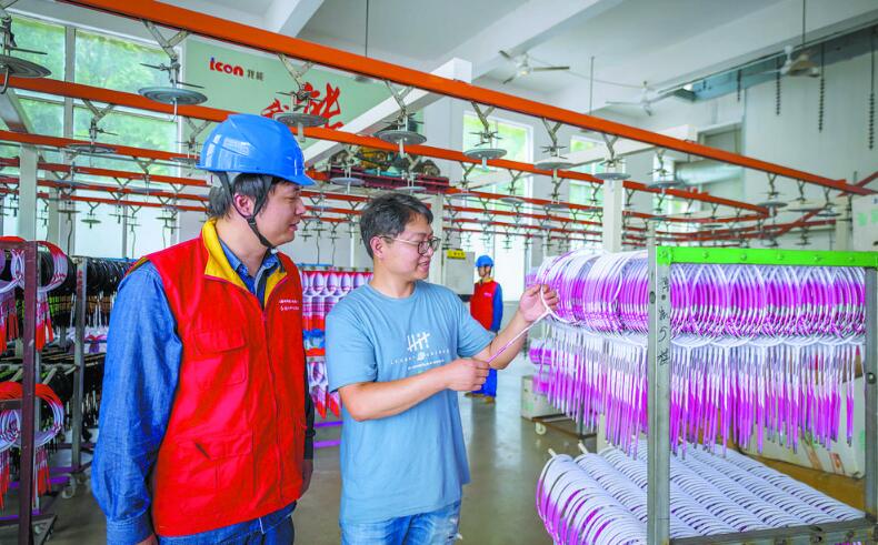 國網(wǎng)富陽區(qū)供電公司：服務(wù)鄉(xiāng)村治理，助力產(chǎn)業(yè)發(fā)展