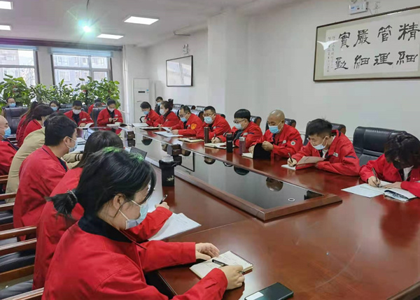 烏海市千里山供電公司：宣貫《車輛管理標(biāo)準(zhǔn)》，加強(qiáng)車輛日常管理