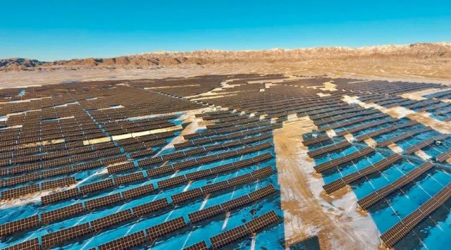 【索比月報】組件價格高位穩(wěn)，開工環(huán)比基本維持，產業(yè)鏈或將迎來變革——11月光伏組件市場總結