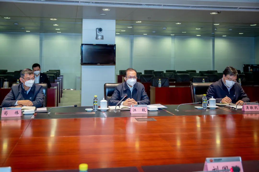 華電集團(tuán)有限公司黨組書(shū)記、董事長(zhǎng)江毅與國(guó)家能源集團(tuán)黨組書(shū)記、董事長(zhǎng)劉國(guó)躍舉行會(huì)談