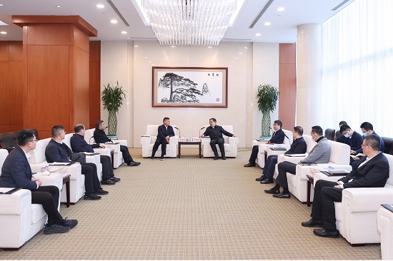 鄧建玲會(huì)見福建省政協(xié)副主席、漳州市委書記張國旺