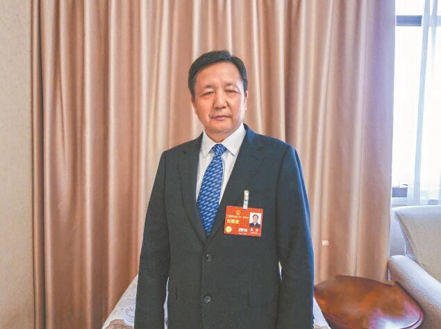 新型電力系統(tǒng)建設為電力裝備制造業(yè)帶來新機遇——訪全國人大代表，全國工商聯(lián)副主席，特變電工股份有限公司黨委書記、董事長張新