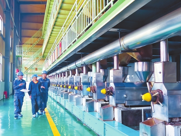 云南電網(wǎng)公司多措并舉保障電網(wǎng)安全穩(wěn)定運行，助力經(jīng)濟社會發(fā)展