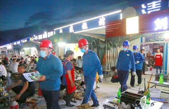淄博周村供電中心當好“電衛(wèi)士” 護航“夜經(jīng)濟”