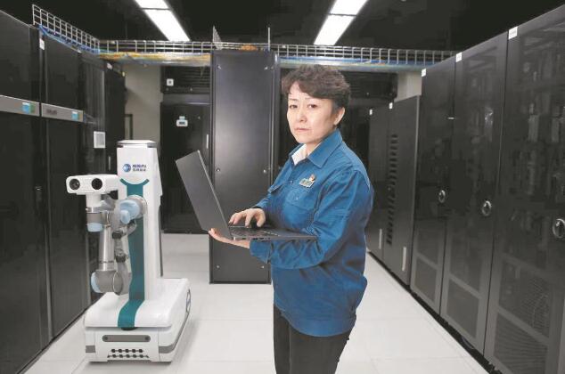 國(guó)網(wǎng)首席專家嚴(yán)莉:牽頭構(gòu)建省公司數(shù)據(jù)中臺(tái)深挖數(shù)據(jù)價(jià)值