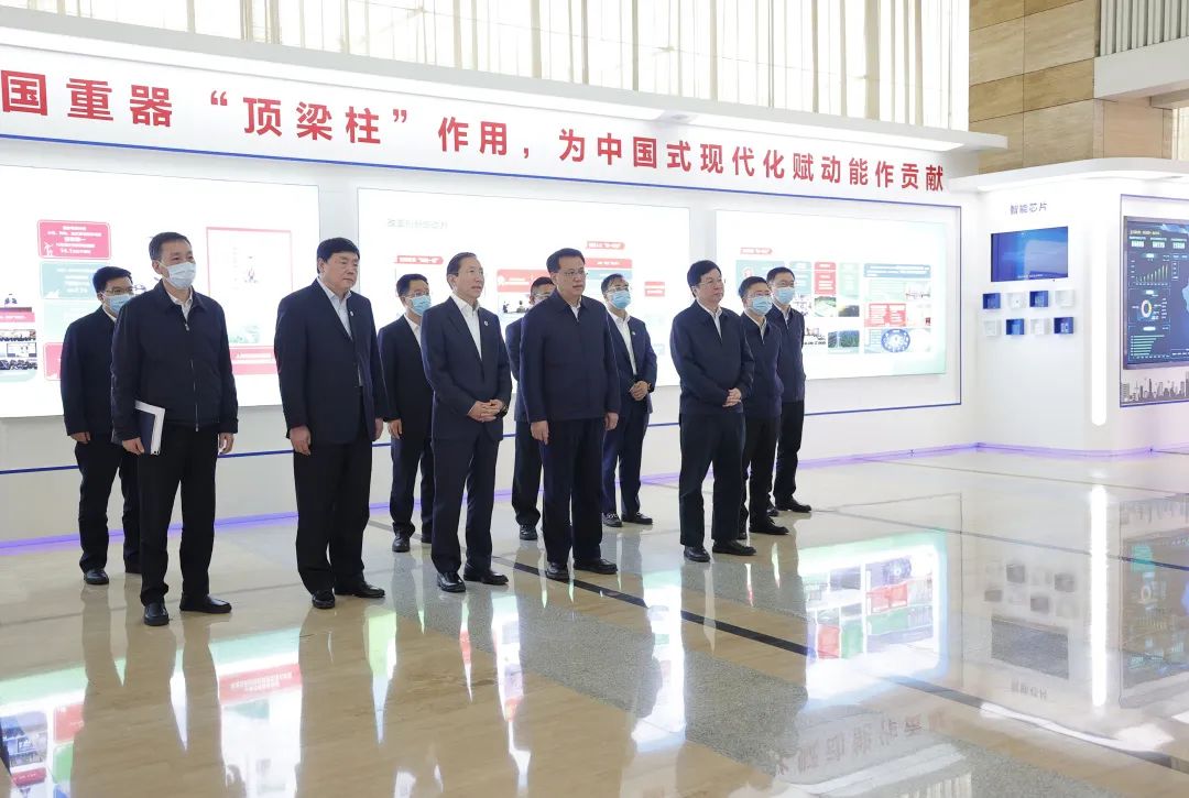 重慶市委書記袁家軍、市長胡衡華與國家電網(wǎng)董事長辛保安、總經(jīng)理張智剛會(huì)談