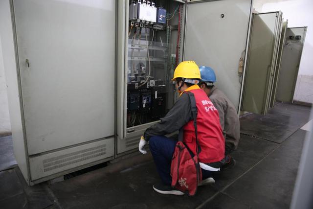 國(guó)網(wǎng)焦作供電公司“兩條線(xiàn)”為企業(yè)發(fā)展添足“電動(dòng)力”