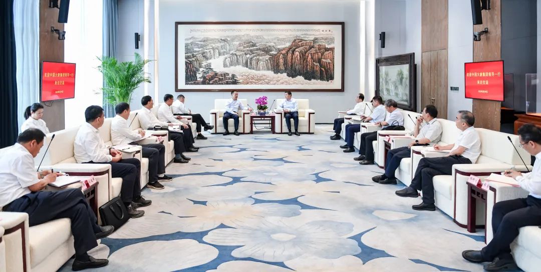 大唐集團黨組書記、董事長鄒磊與陜煤集團黨委書記、董事長張文琪會談