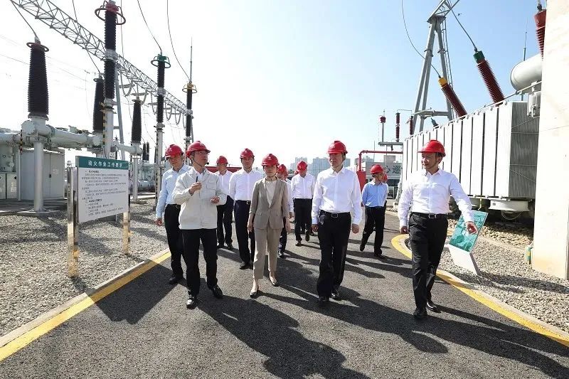 國家電網(wǎng)董事長、黨組書記辛保安會見四川省委書記王曉暉、省長黃強并檢查大運會供電保障工作