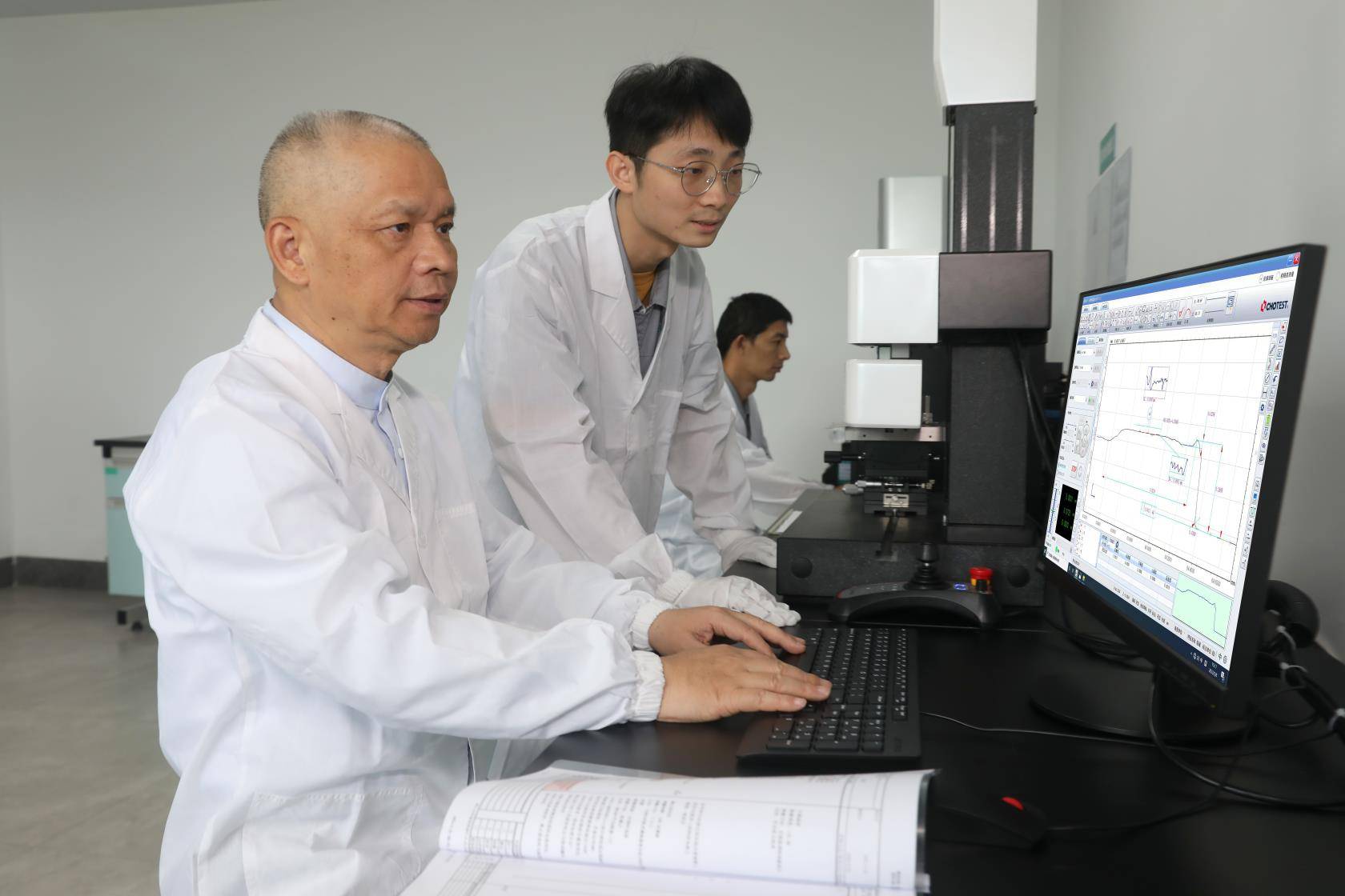 鐘發(fā)平:以技術(shù)創(chuàng)新推動(dòng)新能源與儲(chǔ)能發(fā)展發(fā)布