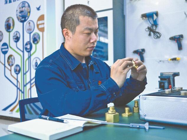 何龍：扎根北疆9年，他找到了自己的位置