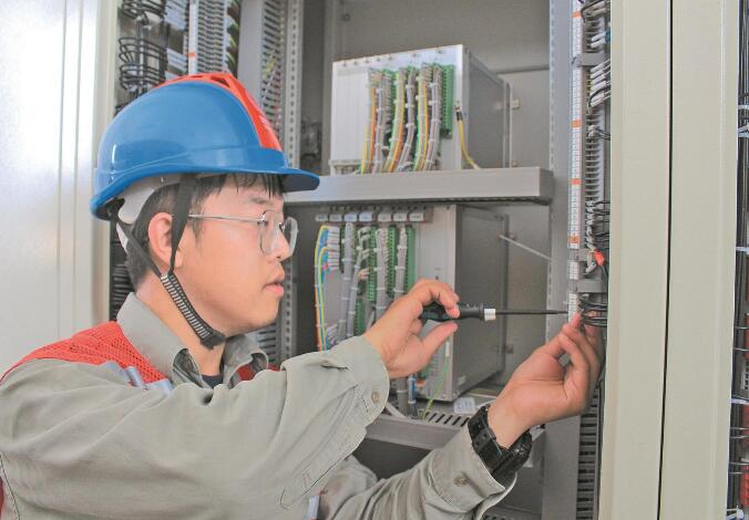 成子明: 在檢修一線(xiàn)快速成長(zhǎng)“挑大梁”