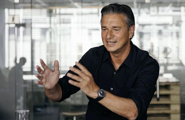 外媒：保時(shí)捷高管抨擊歐盟對(duì)中國電動(dòng)汽車發(fā)起調(diào)查，稱反對(duì)對(duì)華搞關(guān)稅戰(zhàn)