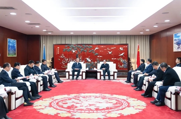 江毅會見陜西省人大常委會副主任、寶雞市委書記楊廣亭