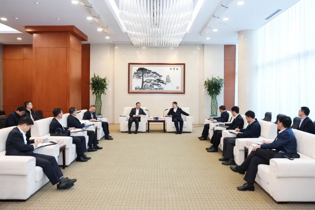 華能集團(tuán)黨組書記、董事長溫樞剛會(huì)見中國鐵建黨委書記、董事長汪建平