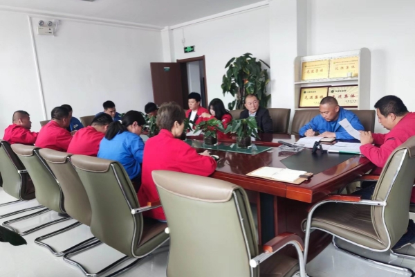 內(nèi)蒙古電力集團烏海千里山供電公司：對標新細則，完成班組定級工作