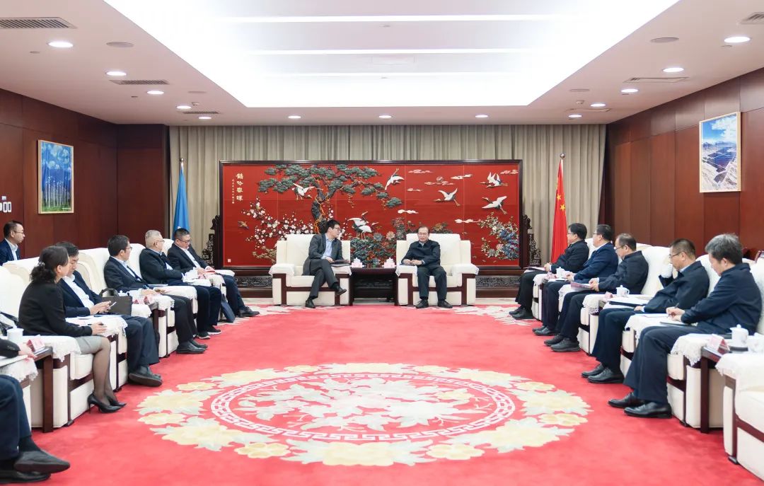 華電黨組書記、董事長江毅會見上海電氣集團黨委書記、董事長吳磊