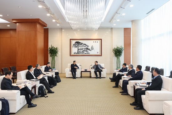 華能集團(tuán)總經(jīng)理、黨組副書記鄧建玲會見蘇州市委常委、昆山市委書記周偉