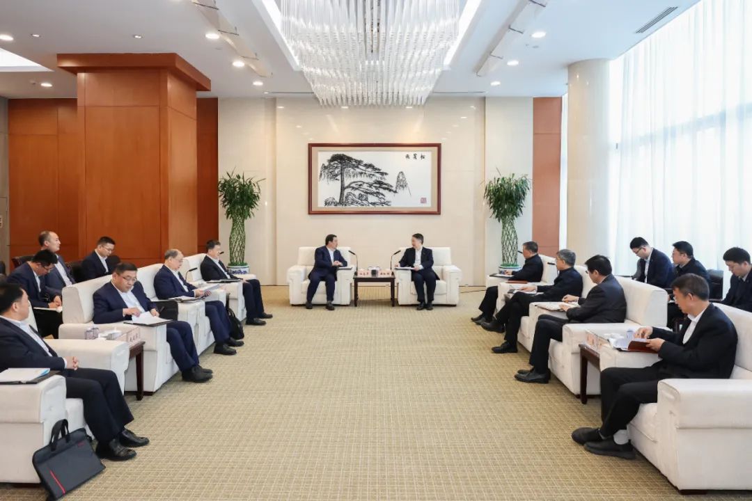 華能集團(tuán)董事長溫樞剛會見中國電氣裝備董事長白忠泉、總經(jīng)理周群