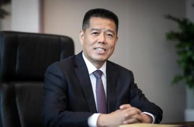 加快推動傳統(tǒng)煤炭企業(yè)向新能源企業(yè)轉型發(fā)展——訪全國人大代表，山東能源集團黨委書記、董事長 李偉