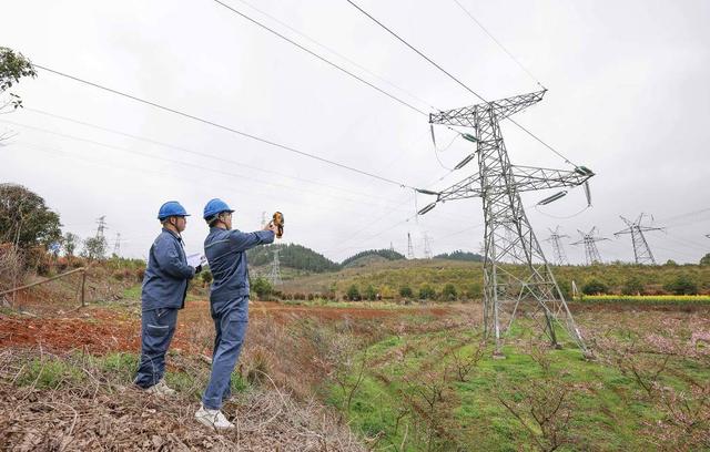 貴州玉屏供電局:不誤農(nóng)時(shí)不負(fù)春光 電力服務(wù)助春耕