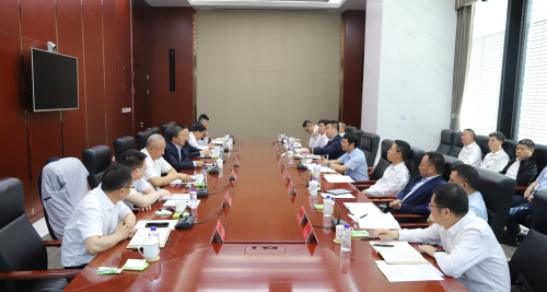 中國(guó)電建黨委常委、副總經(jīng)理劉源源與晉能控股集團(tuán)黨委書記、董事長(zhǎng)李國(guó)彪舉行會(huì)談