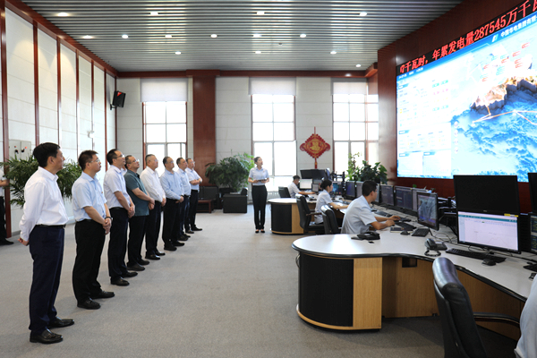 華電集團(tuán)黨組副書記、總經(jīng)理葉向東出席第三十屆蘭洽會并到華電甘肅公司調(diào)研