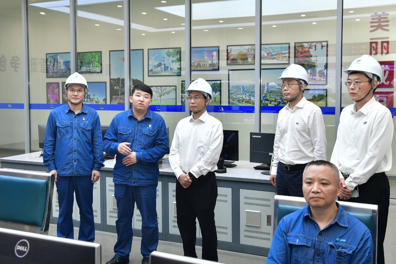 華電黨組書記、董事長江毅赴華電江蘇區(qū)域調(diào)研