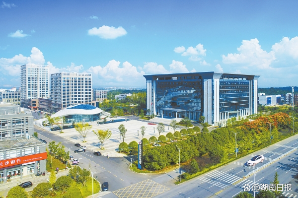 新能源產(chǎn)業(yè)，湖南領(lǐng)跑儲(chǔ)能賽道